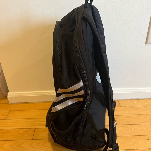 Adidas backpack - Picture 3 of 7